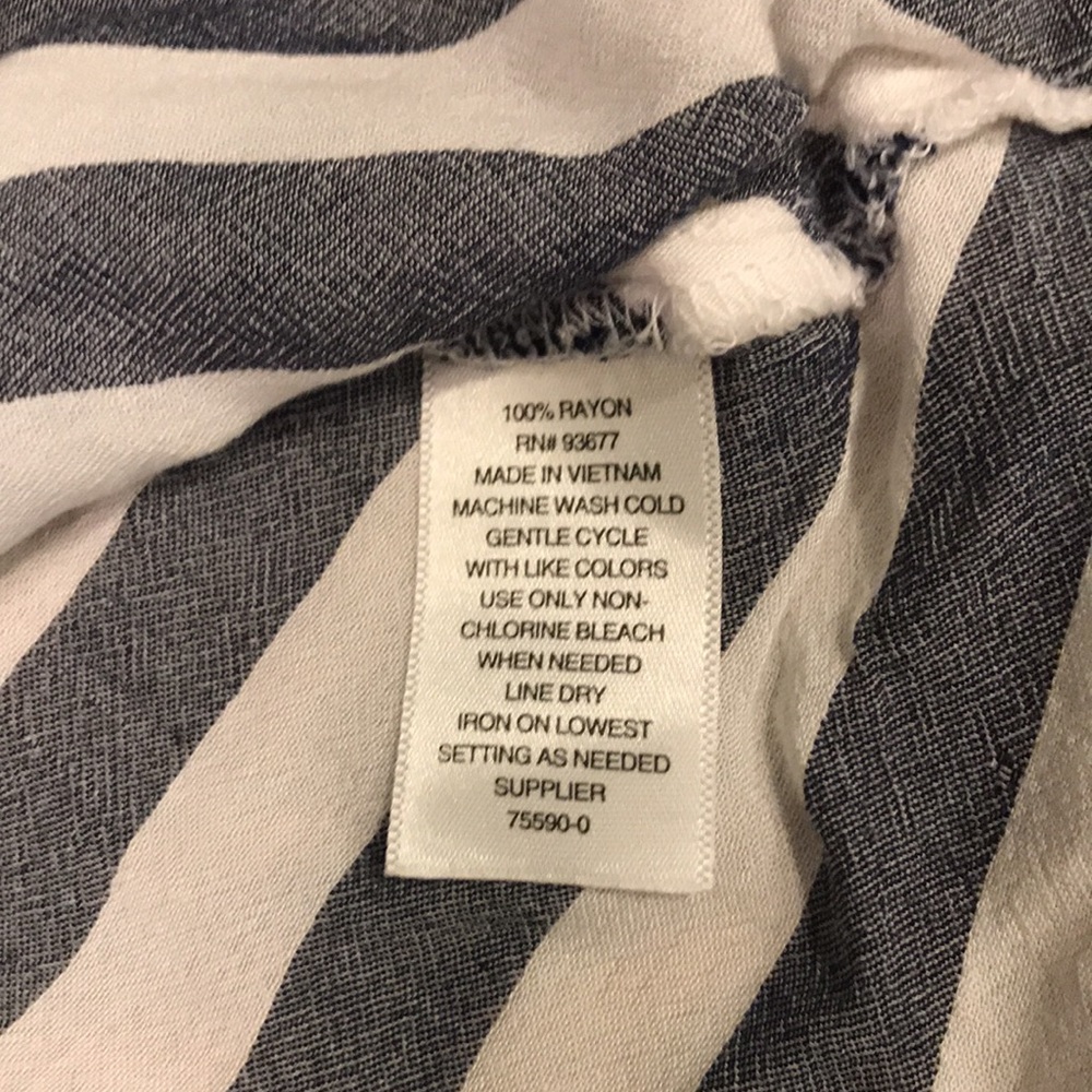 Shirt - Picture 3 of 4